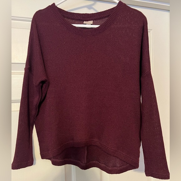 Maroon women’s sweater - Picture 1 of 3